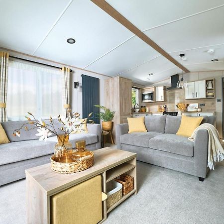 Emma'S Oasis 2-Bedroom Caravan At Durdle Door Sleeps 4 West Lulworth Esterno foto